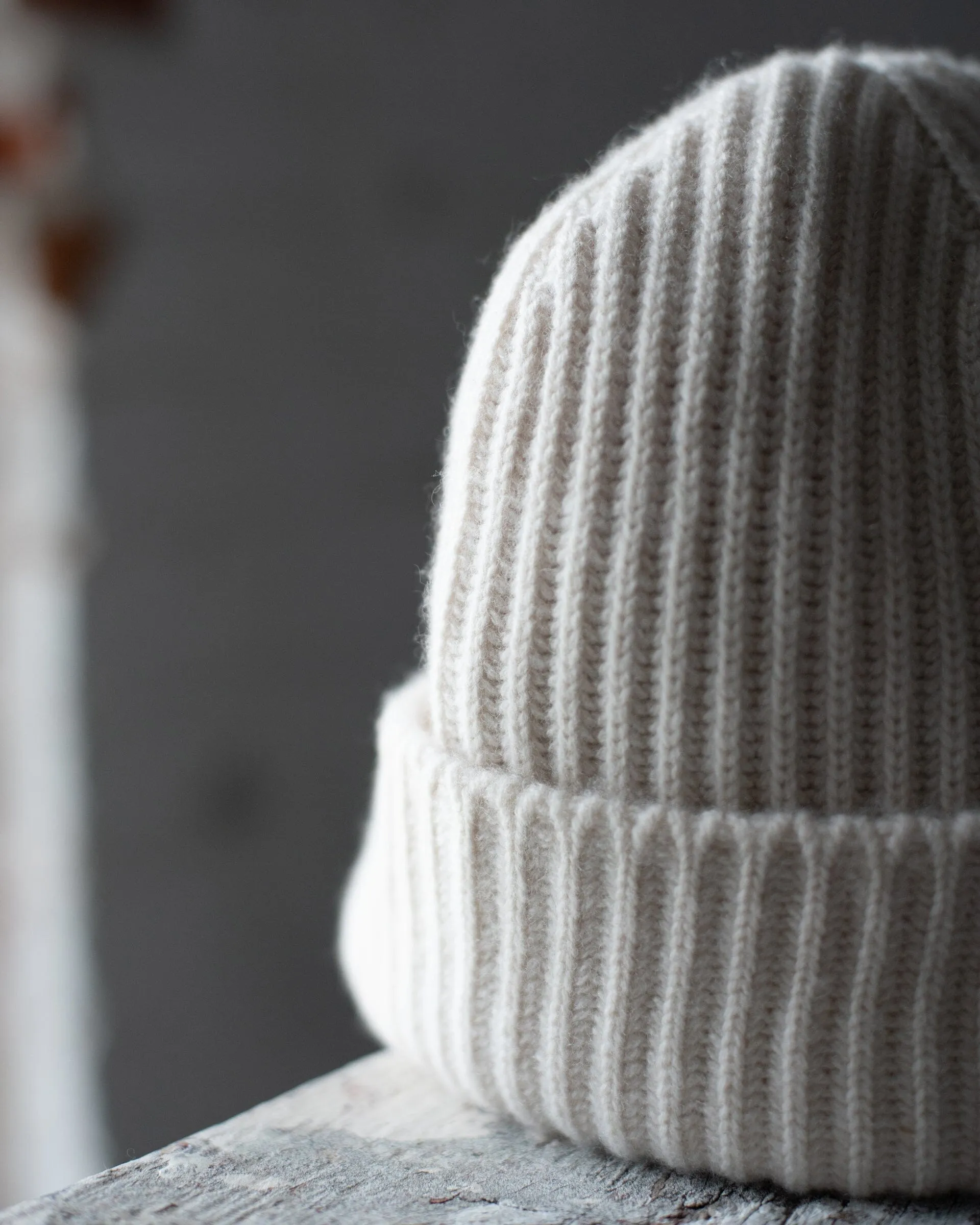 Begg x Co Cashmere Knitted Beanie