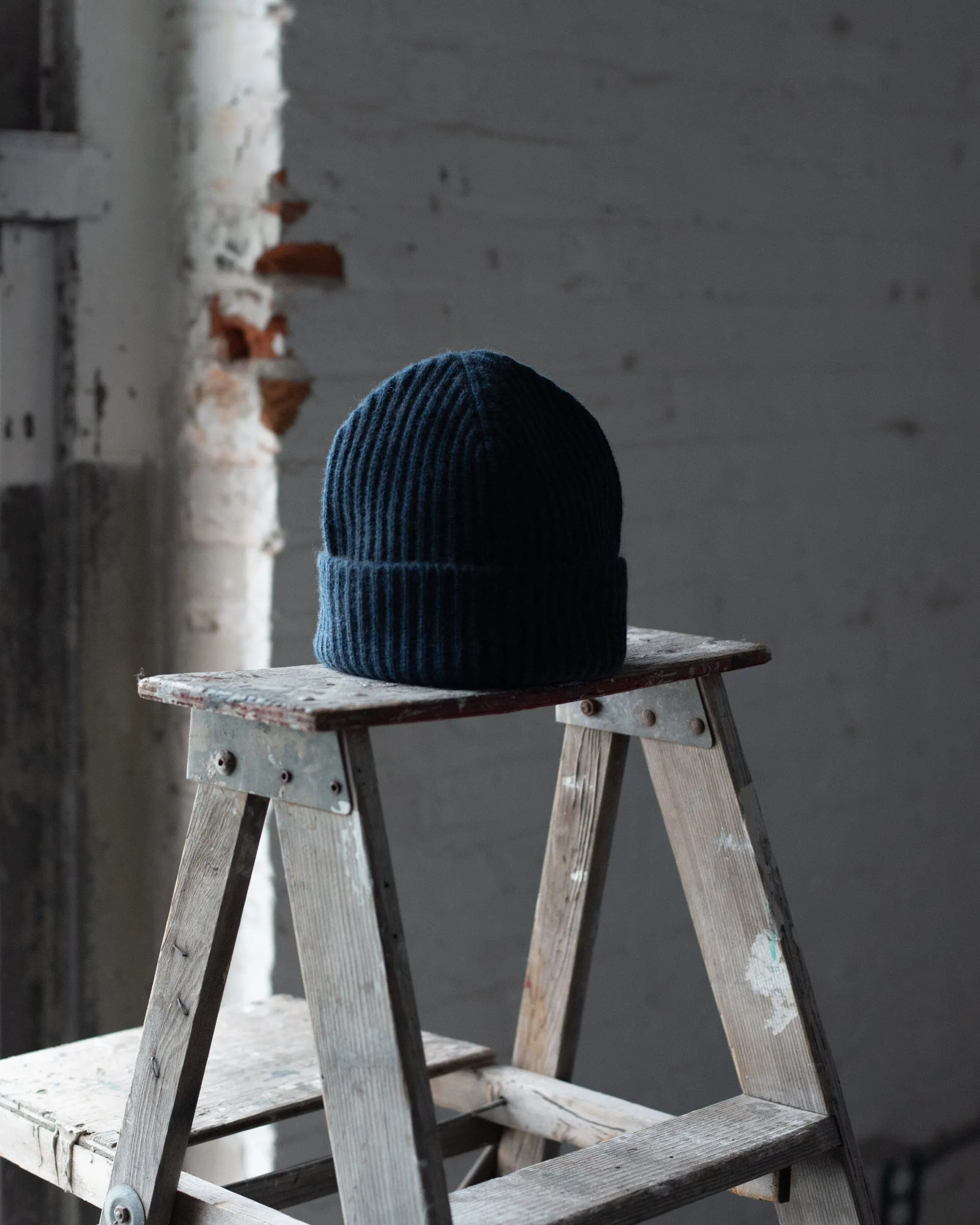 Begg x Co Cashmere Knitted Beanie
