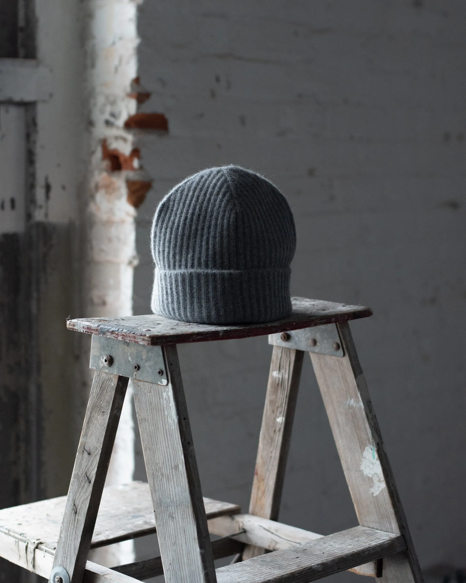 Begg x Co Cashmere Knitted Beanie