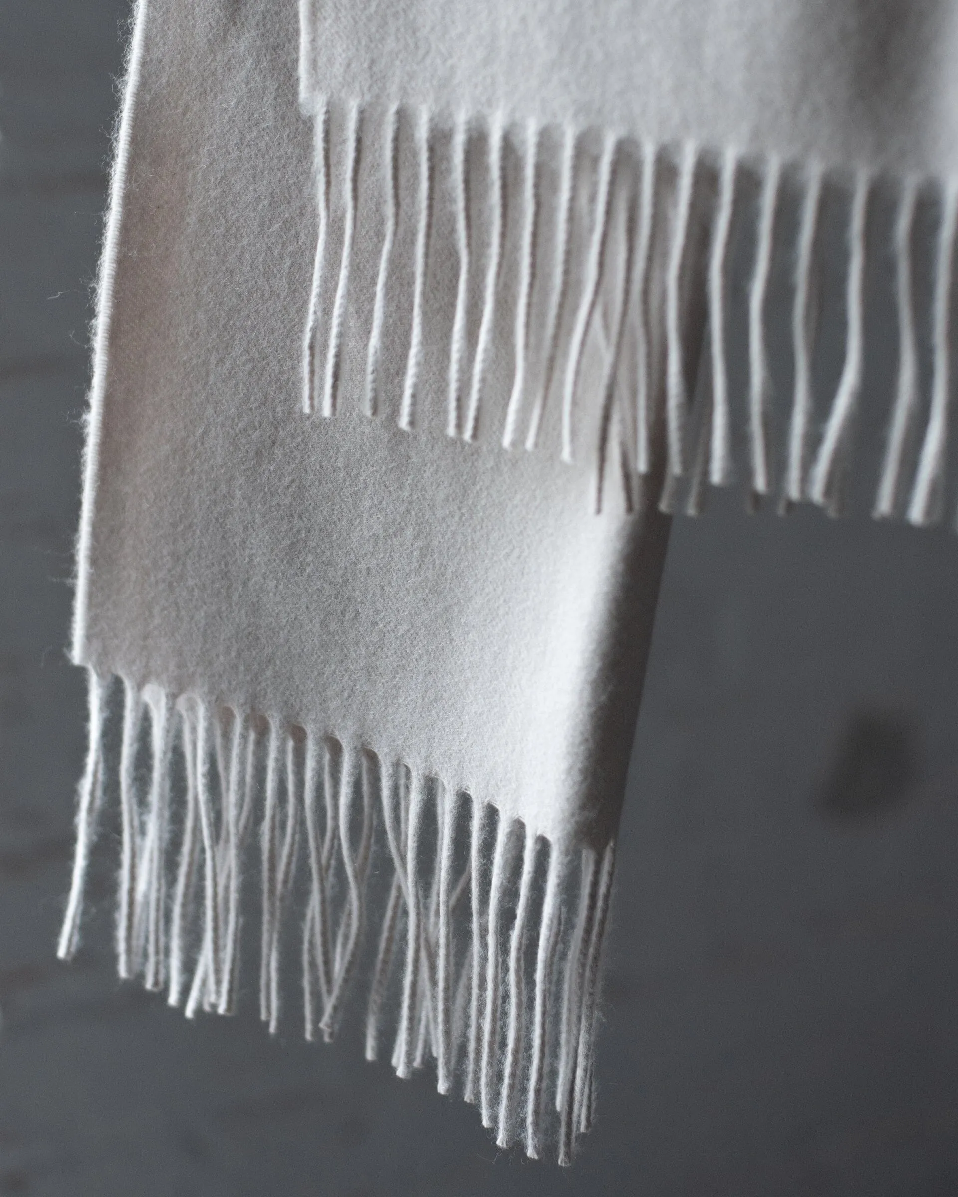 Begg x Co Classic Cashmere Scarf