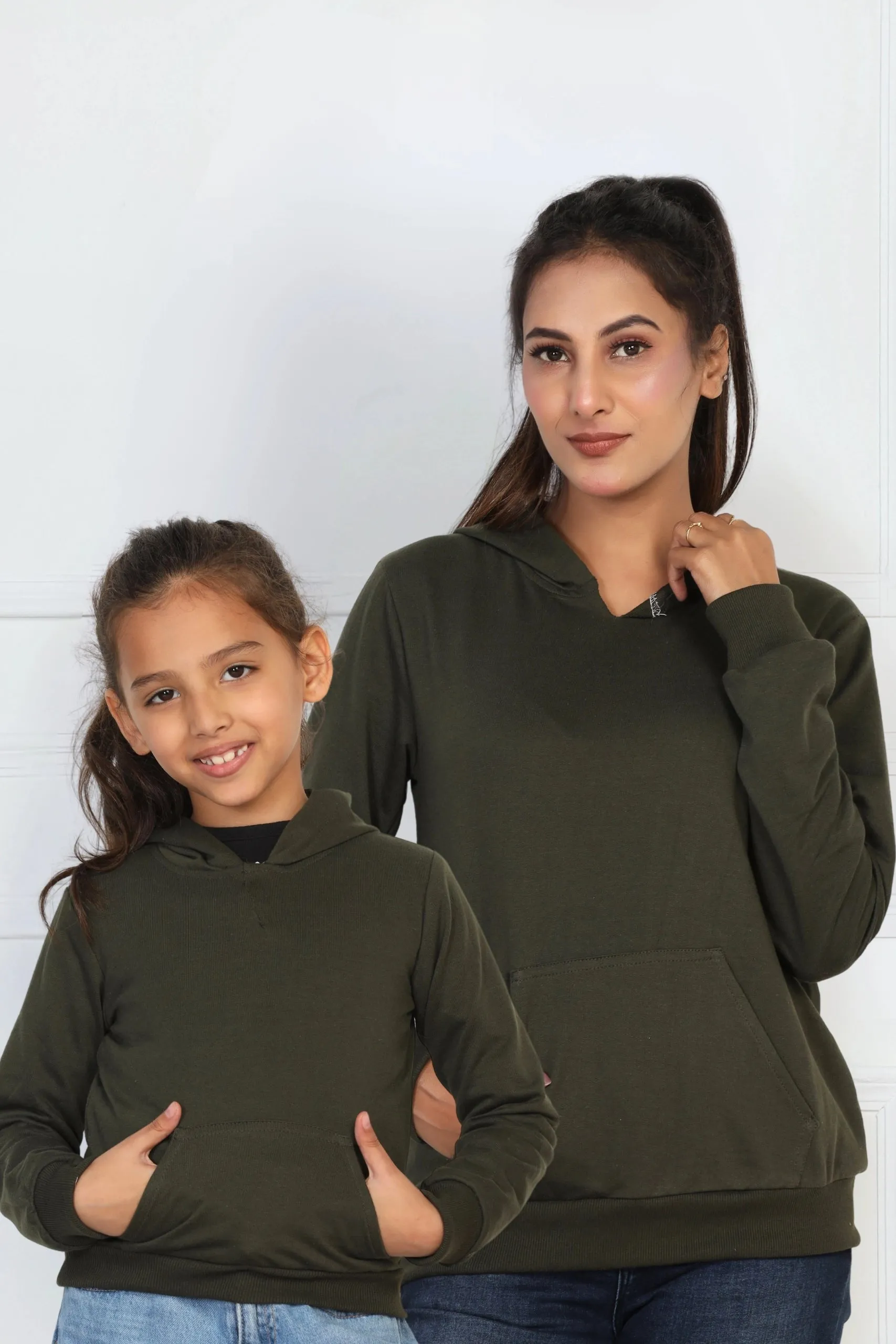 Stylish Matching Mother-Daughter Hoodies in Green